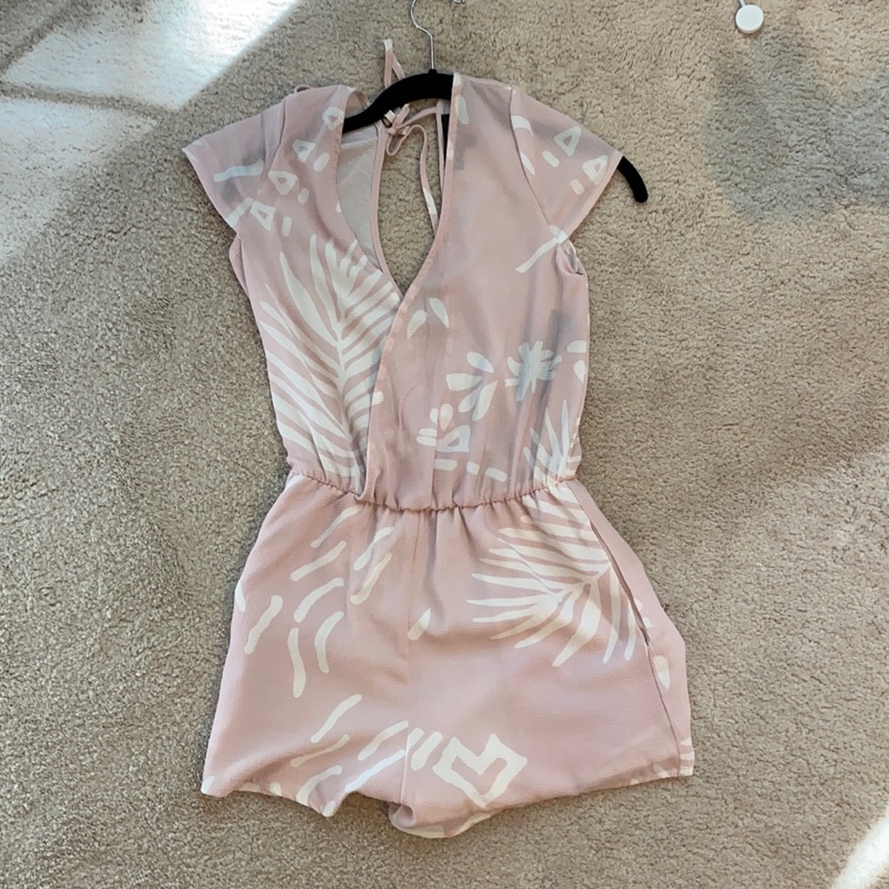Lulu Romper NWOT